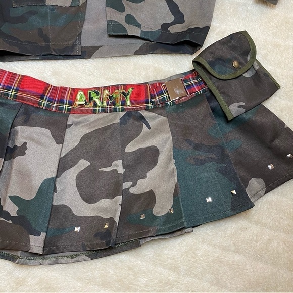 SEXY Women’s Army Outfit - Picture 3 of 7